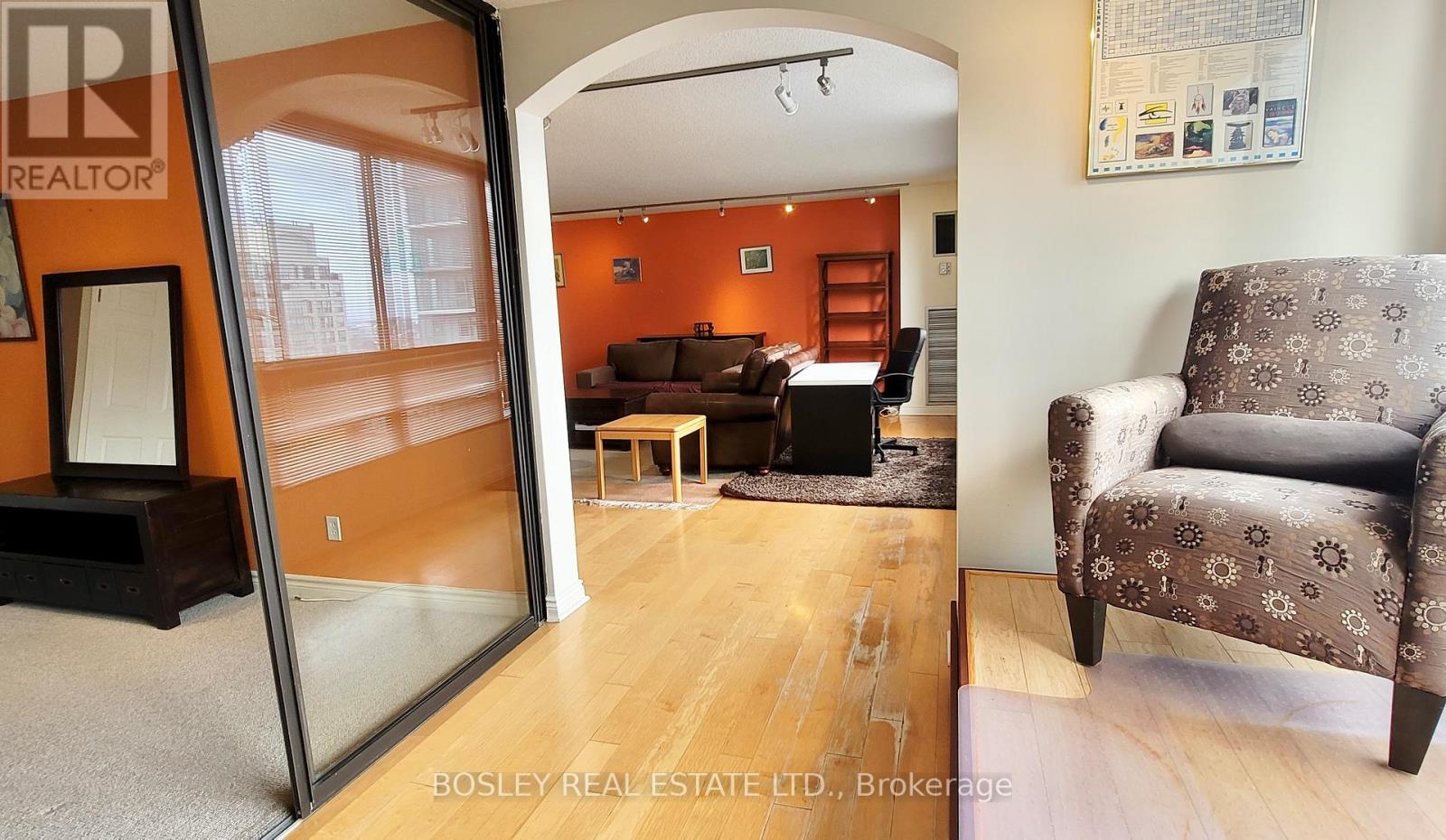 1606 - 77 Carlton Street, Toronto, Ontario  M5B 2J7 - Photo 9 - C12820454