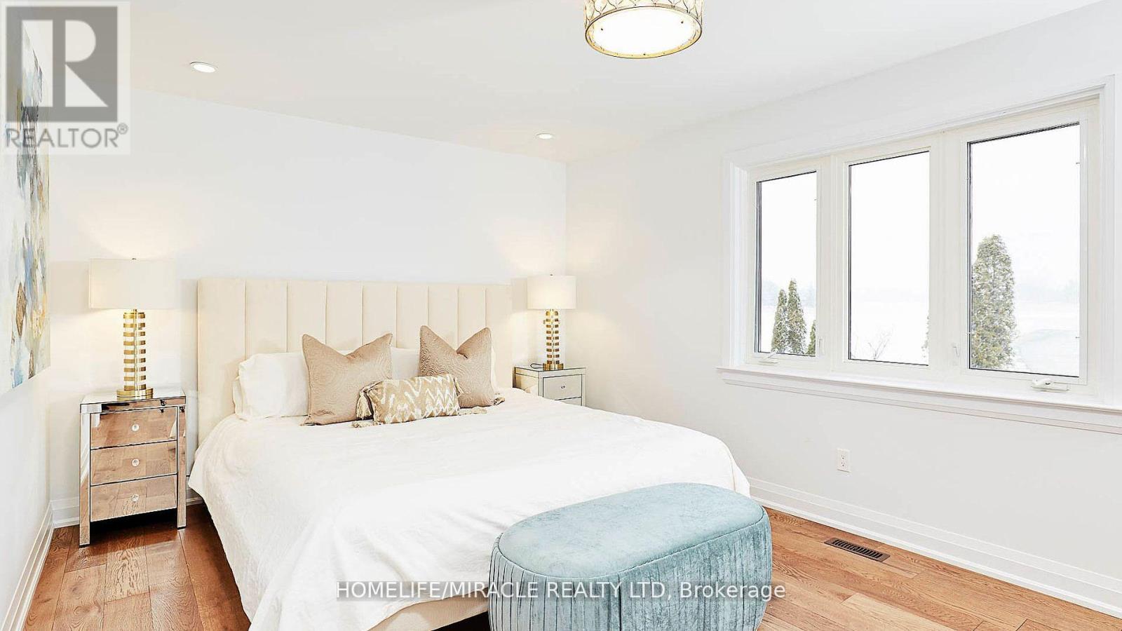 Upper - 157 Valeria Boulevard, Vaughan, Ontario  L4L 6W4 - Photo 19 - N12820496