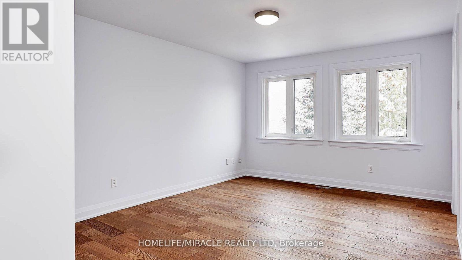 Upper - 157 Valeria Boulevard, Vaughan, Ontario  L4L 6W4 - Photo 28 - N12820496