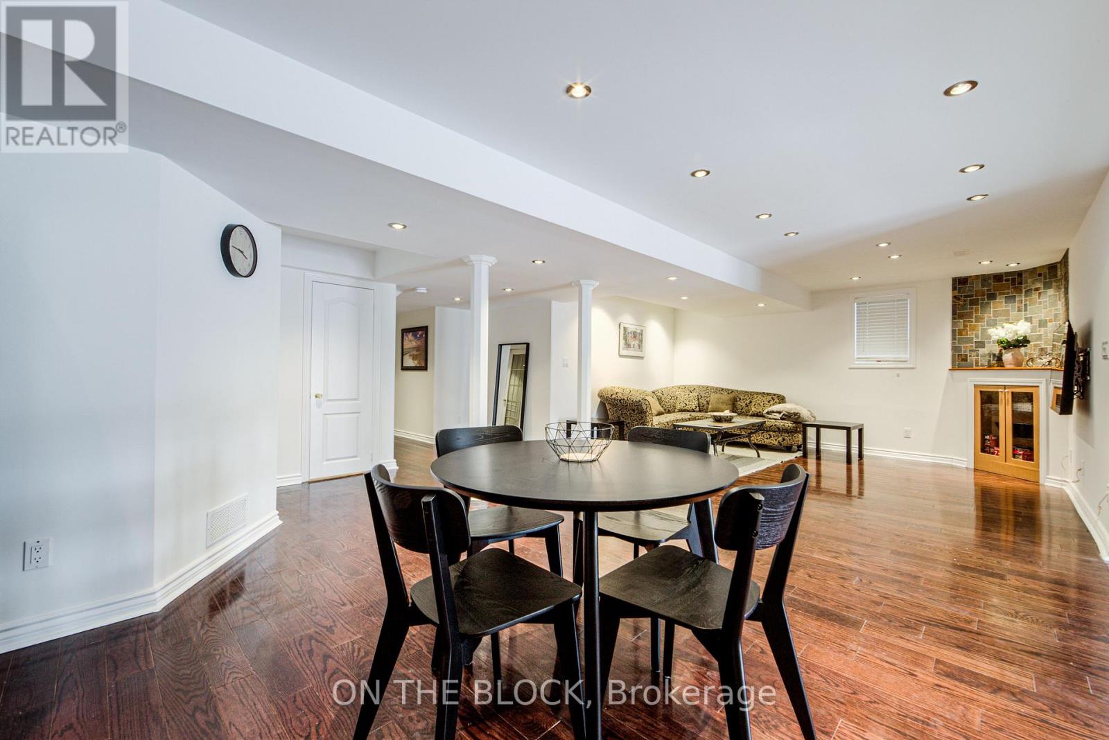 23 Casa Grande Street, Richmond Hill, Ontario L4S 1R3 - Photo 8 - N12820506