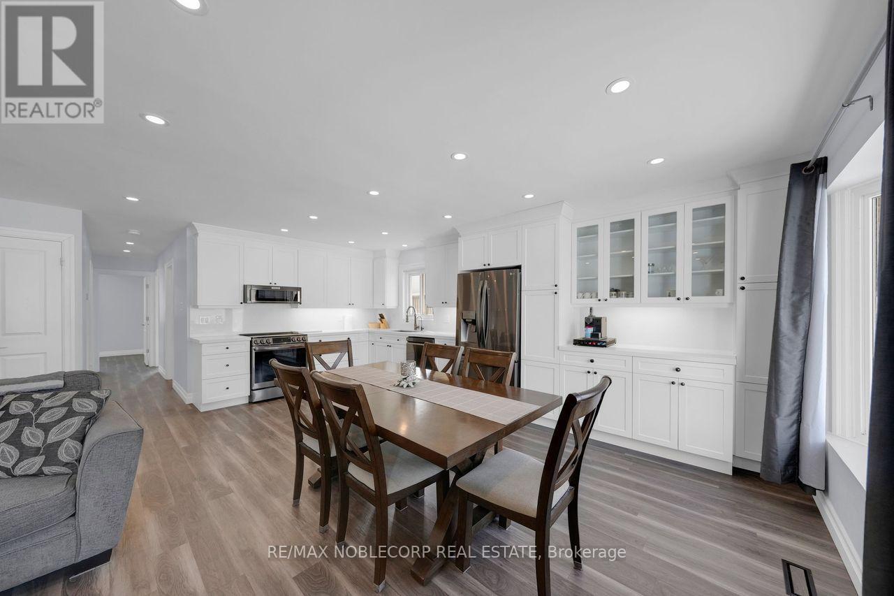 6 Mcqueen Street, Essa (Angus), Ontario  L0M 1B0 - Photo 5 - N12820508