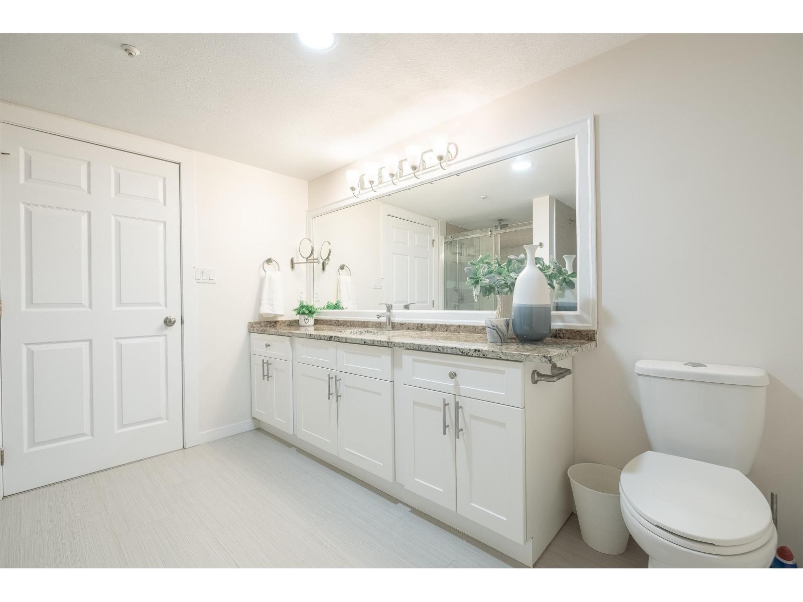 108 15233 Pacific Avenue, White Rock, British Columbia  V4B 1P8 - Photo 17 - R3093327