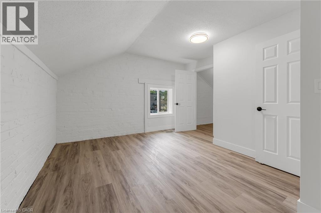 22 Stirton Street Unit# A Coachhouse, Hamilton, Ontario  L8L 6E8 - Photo 5 - 40807734