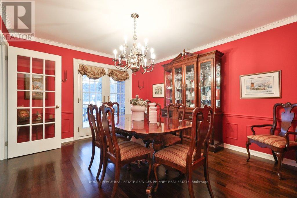 1048 Veroli Court, Mississauga, Ontario  L5H 4B9 - Photo 17 - W12820432