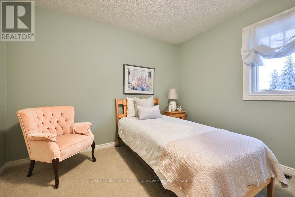 1048 Veroli Court, Mississauga, Ontario  L5H 4B9 - Photo 28 - W12820432