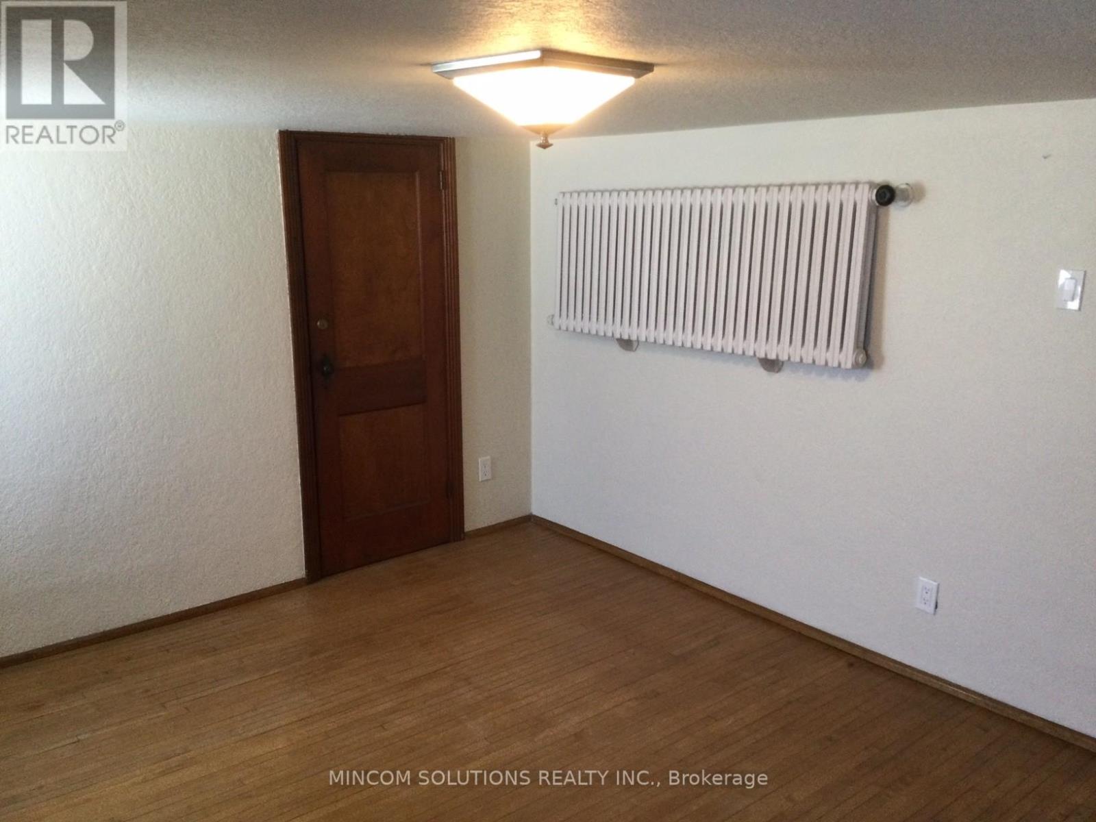 388 Kane Avenue, Toronto, Ontario  M6M 3P4 - Photo 21 - W12820500