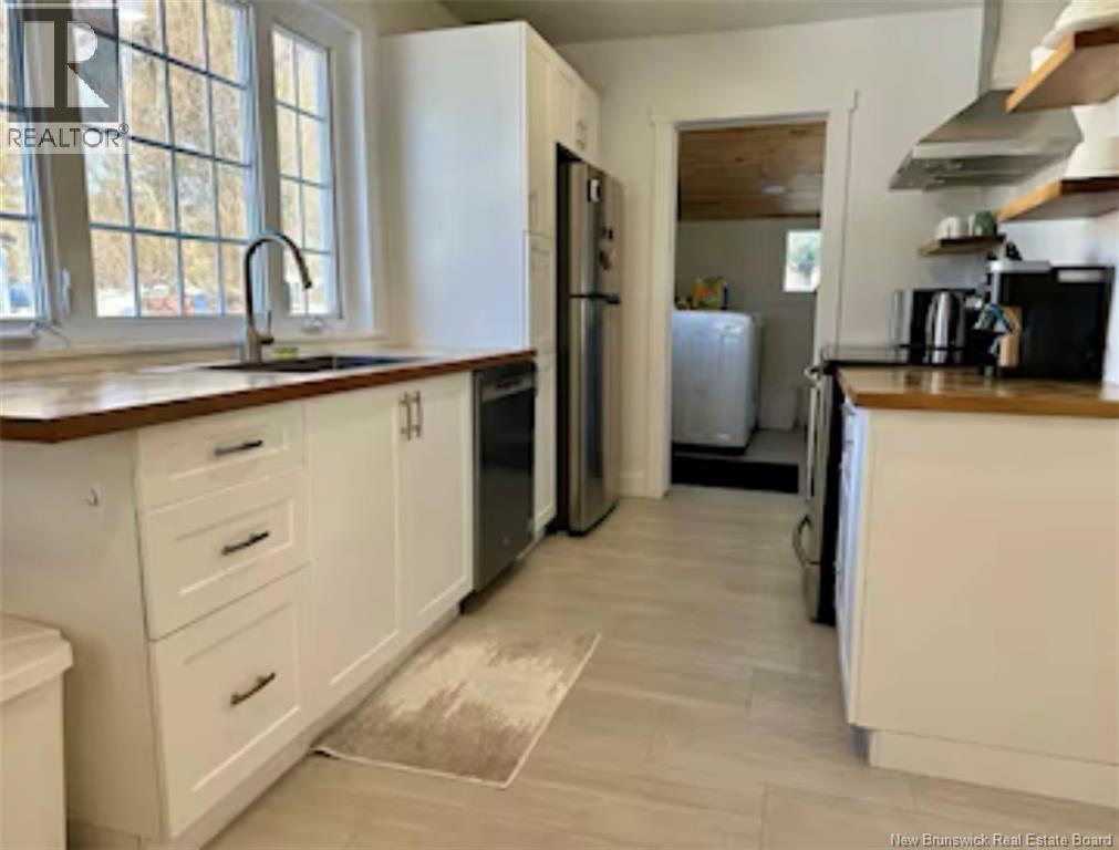 733 Maclaren Avenue, Devon, New Brunswick  E3A 3L4 - Photo 8 - NB133678