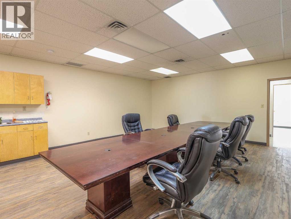 5003 47 Street, Stettler, Alberta  T4K 1A7 - Photo 7 - A2263653