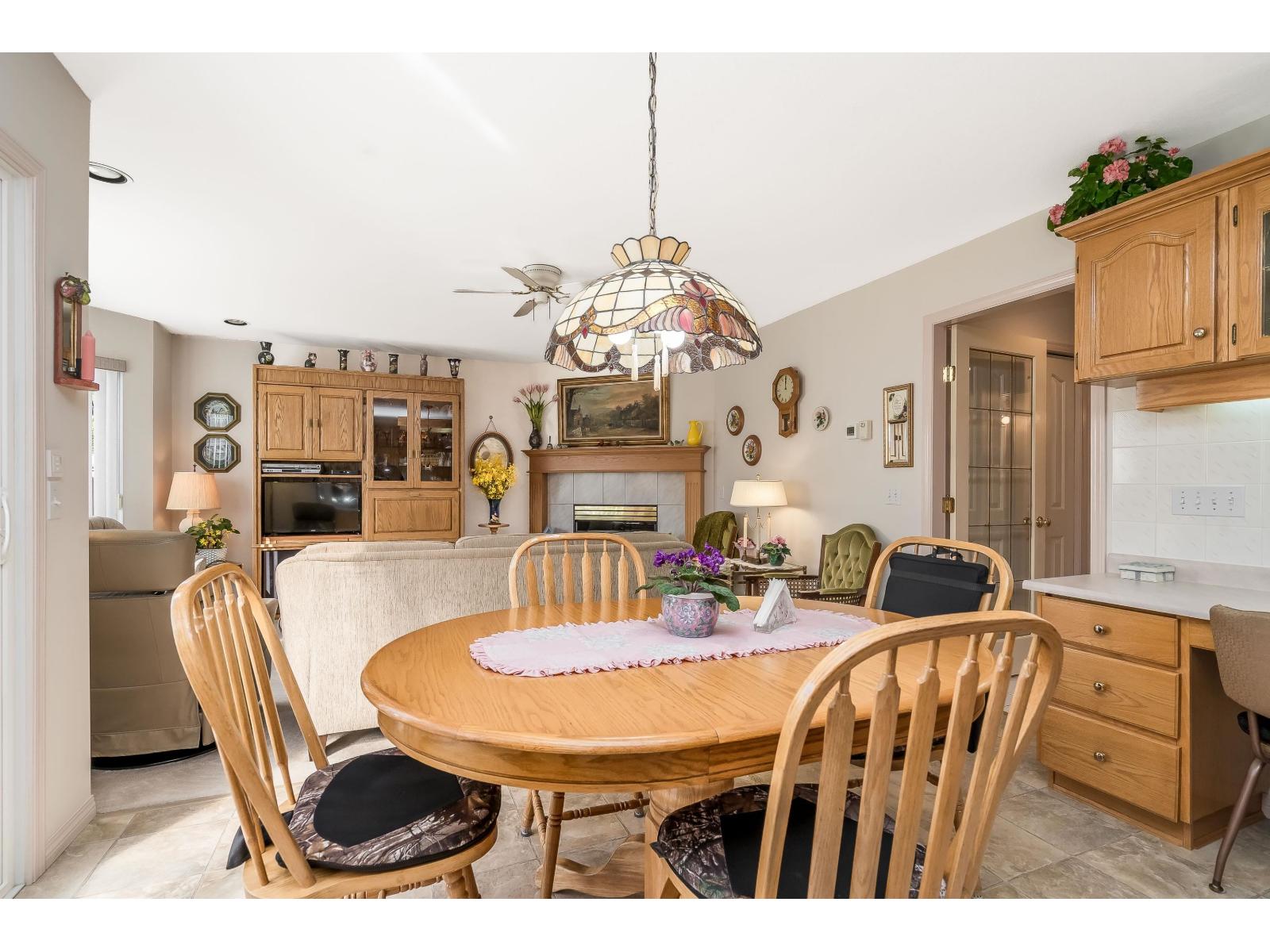 22120 46a Avenue, Langley, British Columbia  V2Z 1A4 - Photo 12 - R3093410