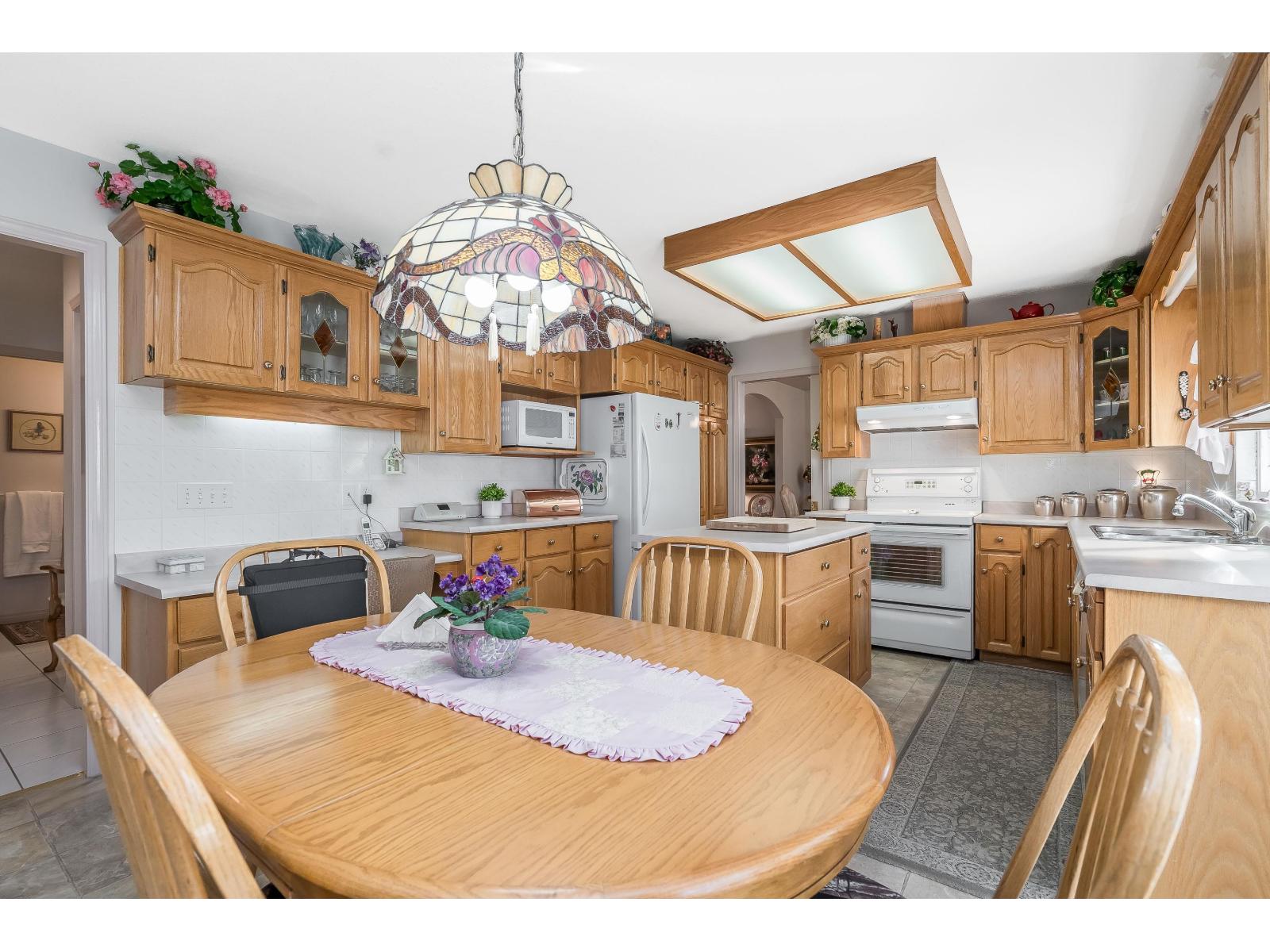 22120 46a Avenue, Langley, British Columbia  V2Z 1A4 - Photo 9 - R3093410