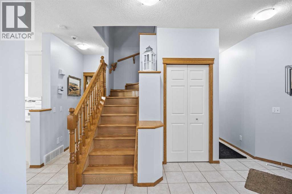 244 Oakmere Place, Chestermere, Alberta  T1X 1L2 - Photo 18 - A2283808