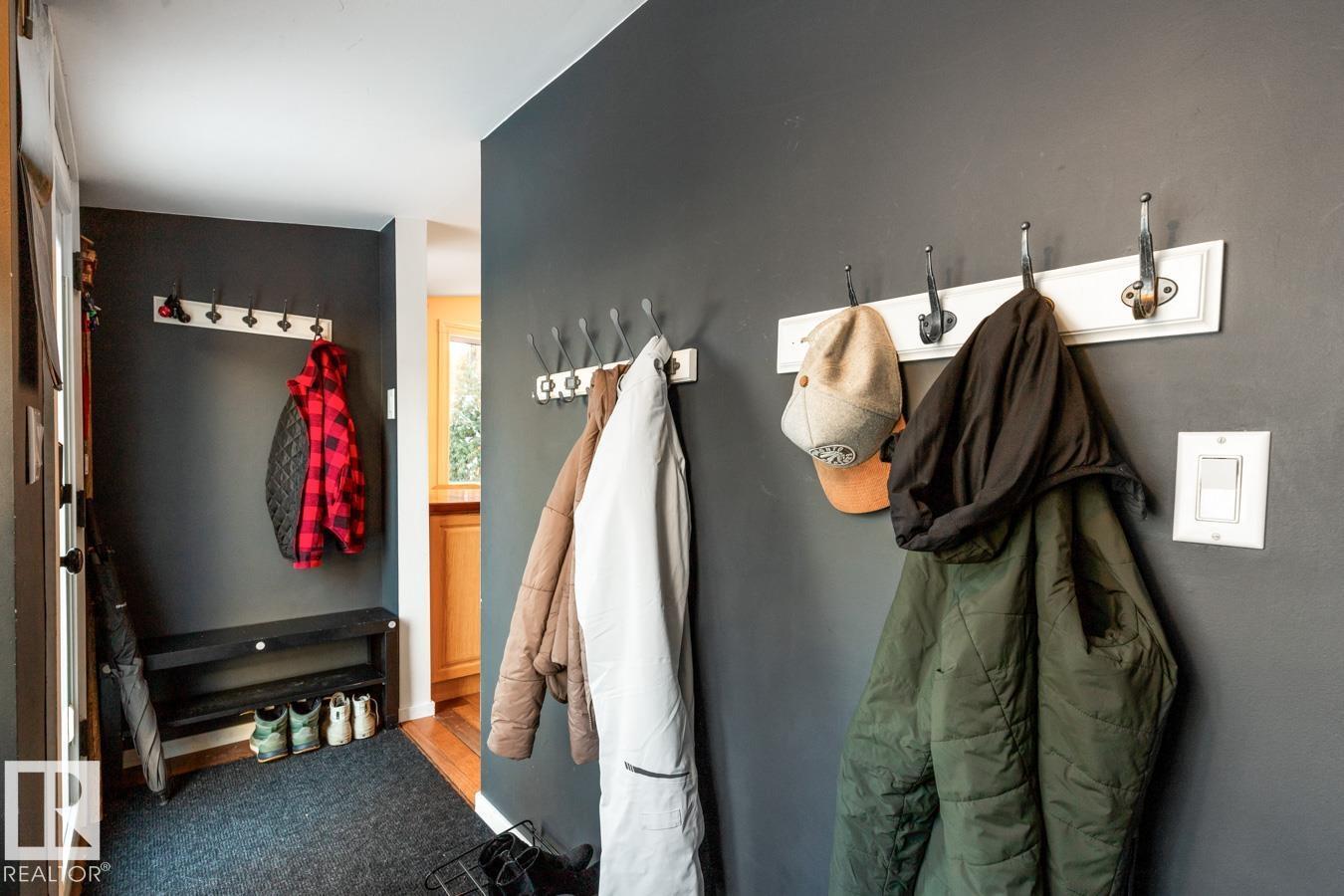 9319 95 St Nw, Edmonton, Alberta  T6C 3X1 - Photo 20 - E4474691