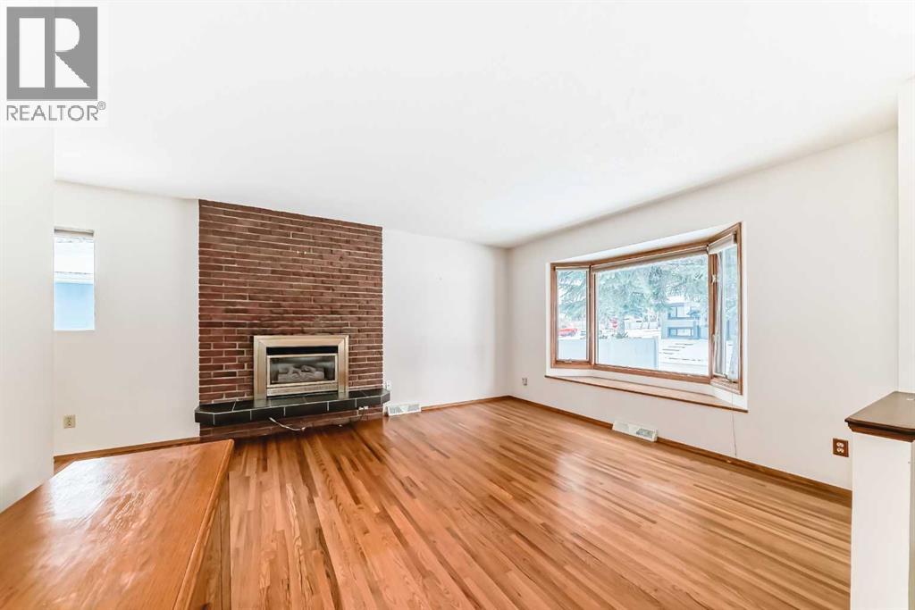 3408 Boulton Road Nw, Calgary, Alberta  T2L 1M6 - Photo 4 - A2288482