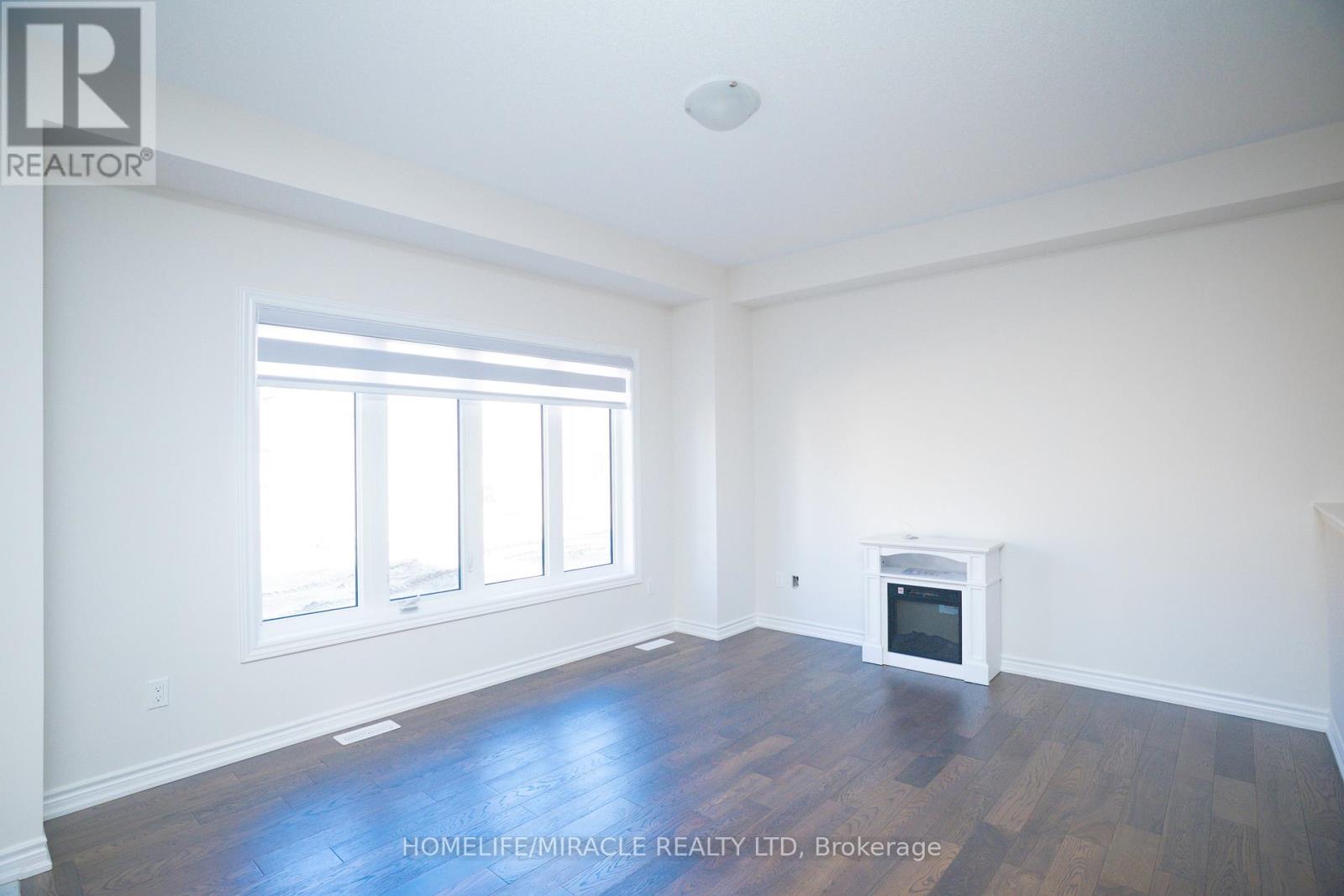 31 Huntsworth Avenue, Thorold, Ontario  L2V 0N3 - Photo 5 - X12820424