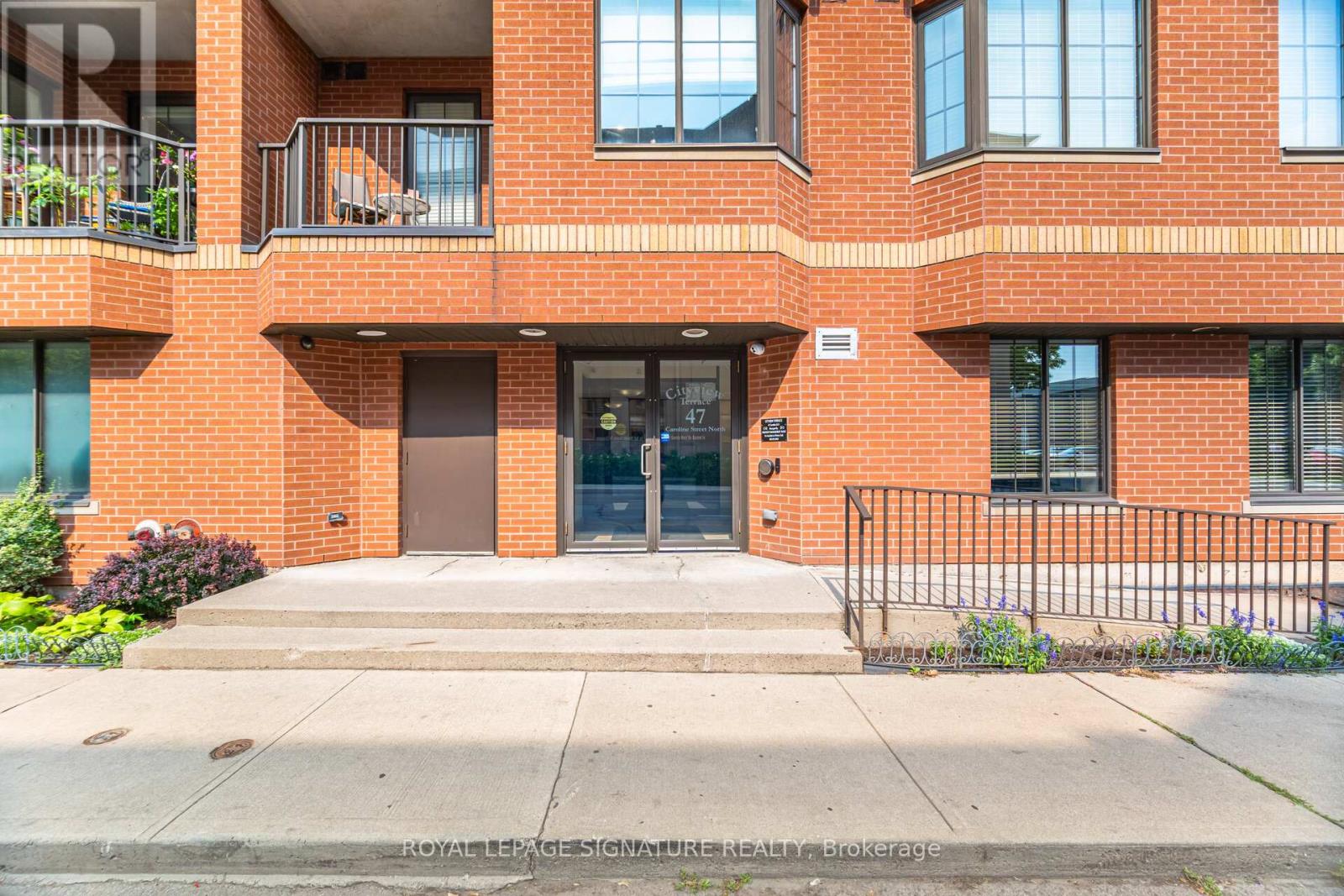 307 - 47 Caroline Street N, Hamilton, Ontario  L8R 2R6 - Photo 2 - X12820442