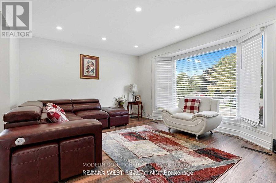 6260 Ellsworth Place, Niagara Falls, Ontario  L2G 4S7 - Photo 4 - X12820490