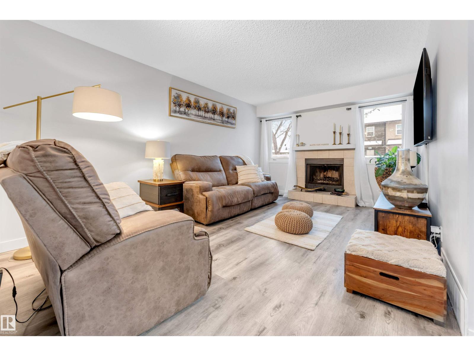 18010 96 Ave Nw Nw, Edmonton, Alberta  T5T 3N2 - Photo 3 - E4474049