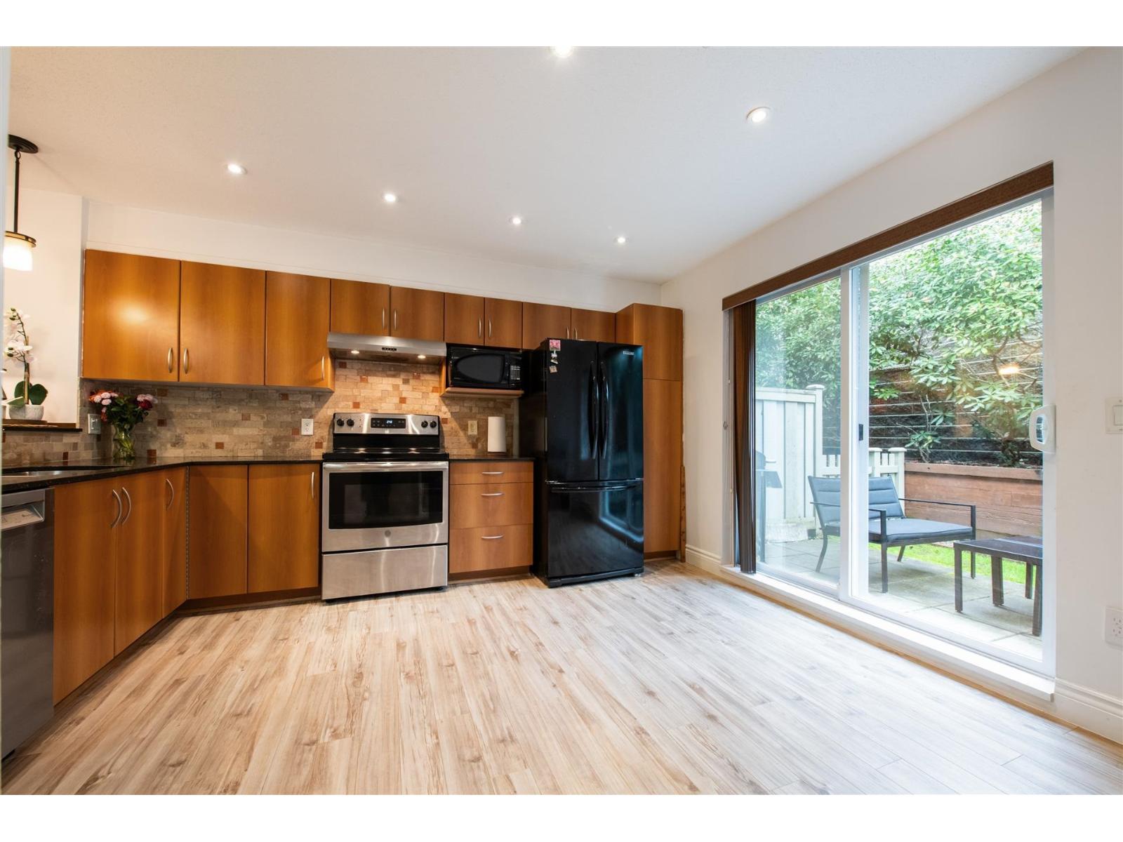 47 6747 203 Street, Langley, British Columbia  V2Y 3B5 - Photo 3 - R3093550