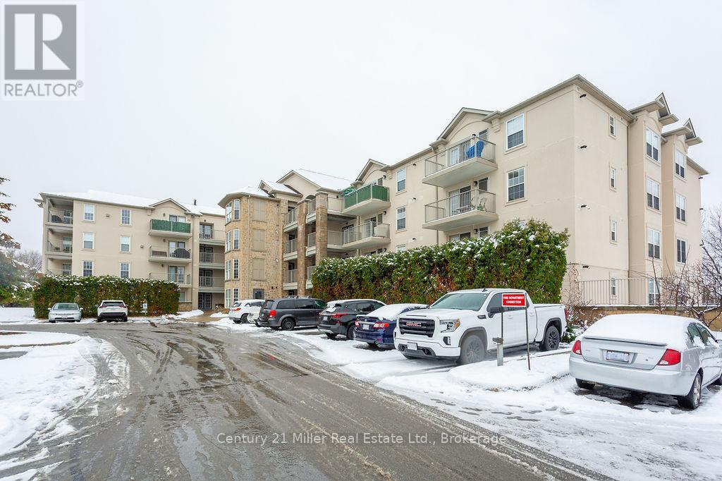 111 - 1450 BISHOPS GATE, Oakville, Ontario