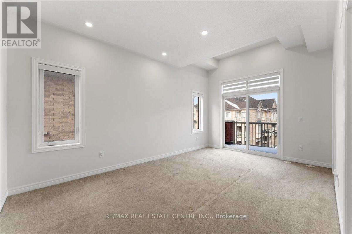 3007 Max Khan Boulevard, Oakville, Ontario  L6H 3P4 - Photo 33 - W12744956