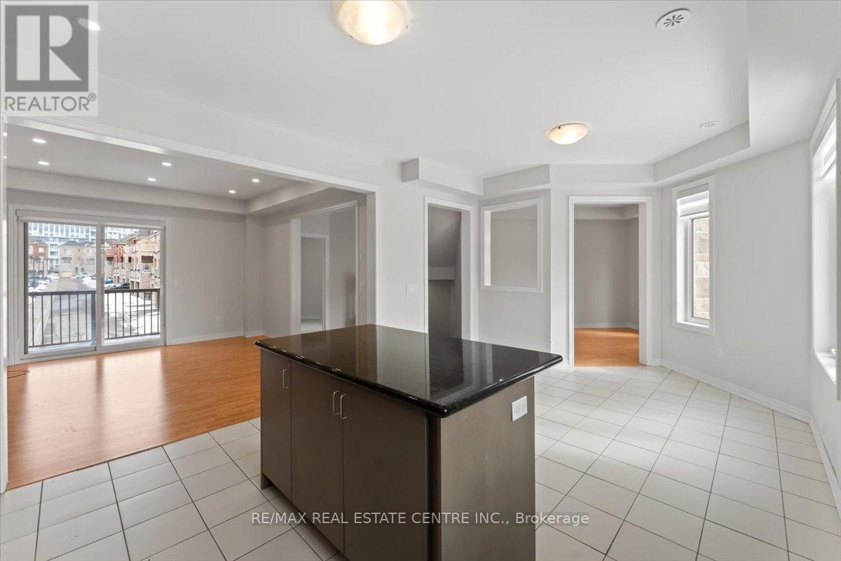 3007 Max Khan Boulevard, Oakville, Ontario  L6H 3P4 - Photo 19 - W12744956