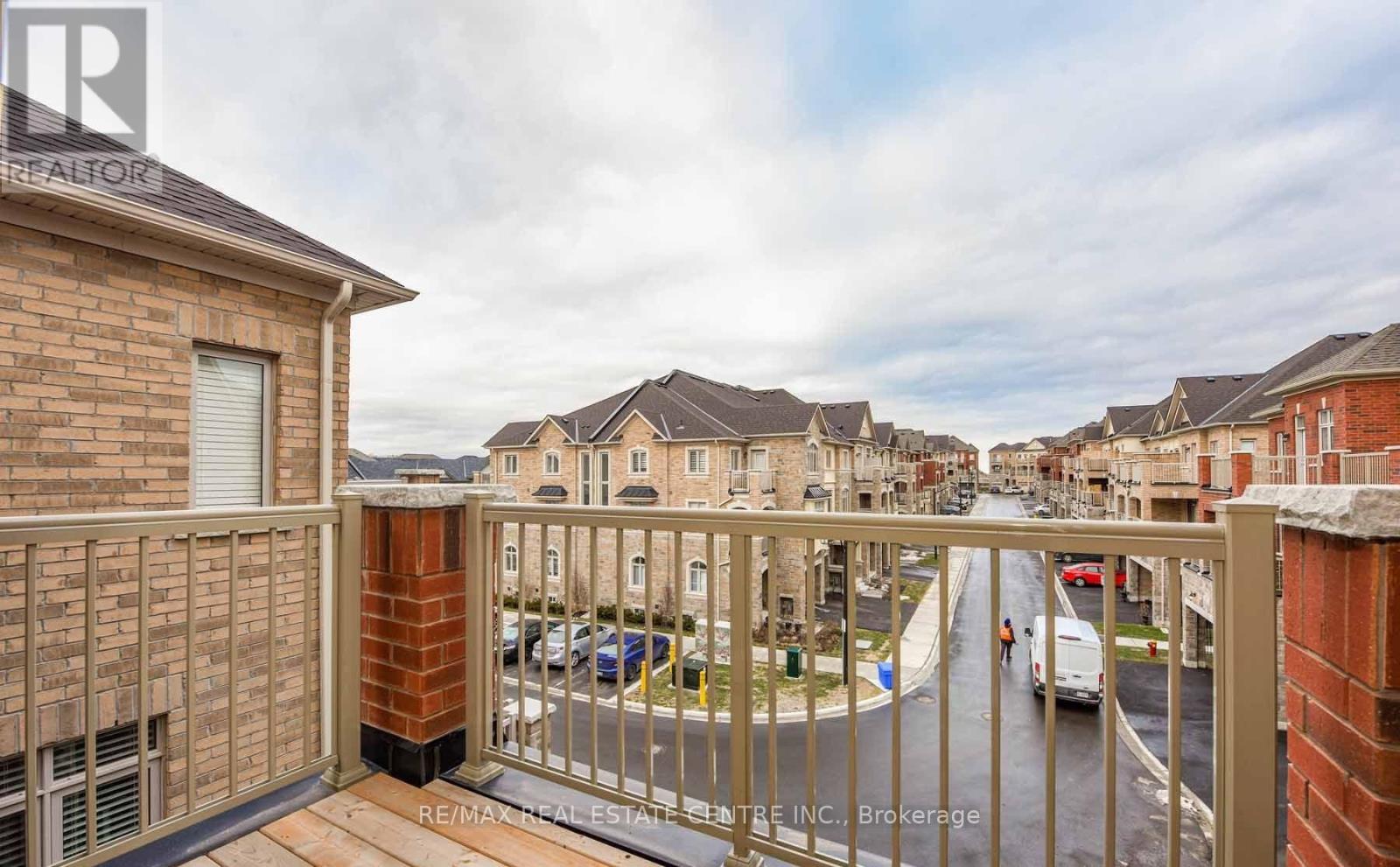 3007 Max Khan Boulevard, Oakville, Ontario  L6H 3P4 - Photo 48 - W12744956