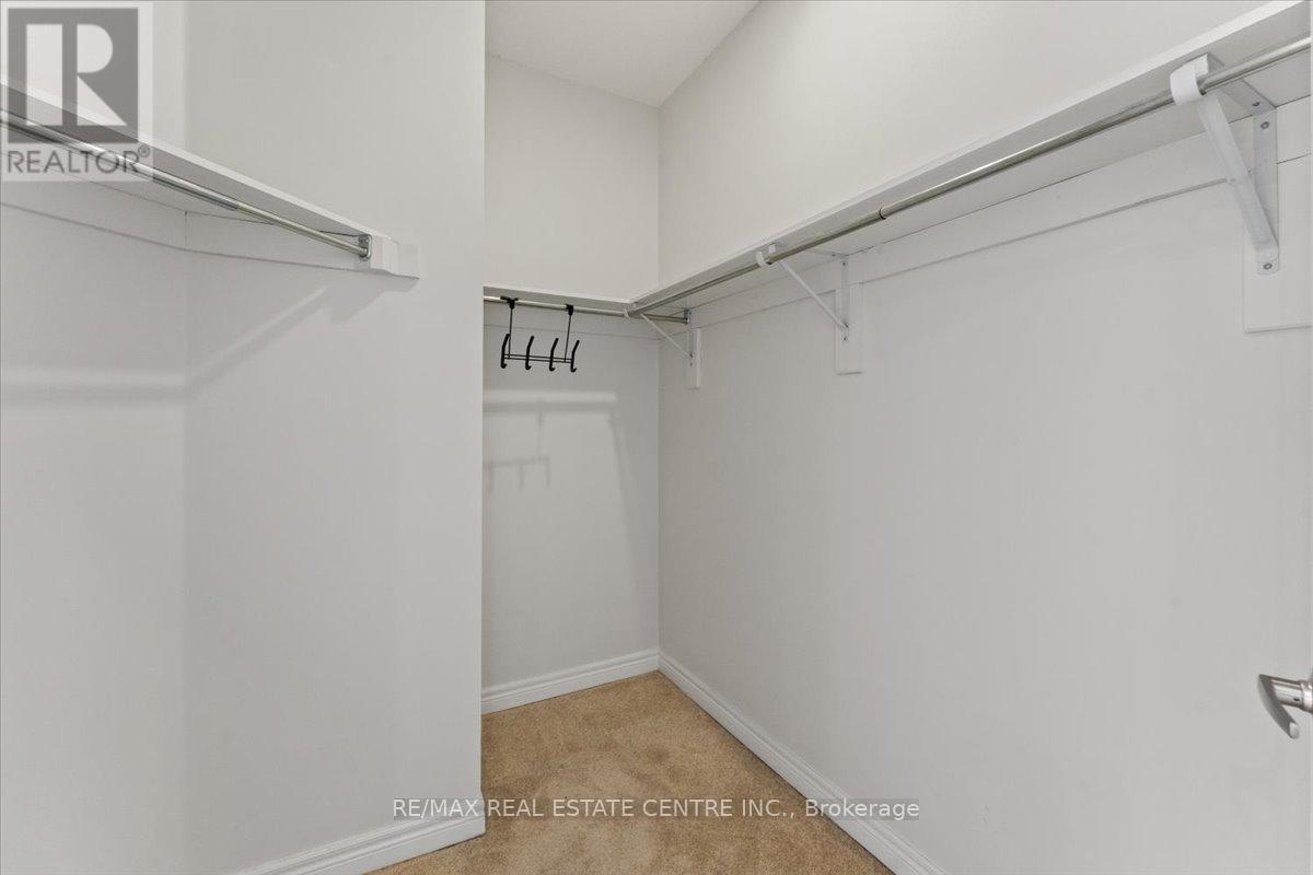 3007 Max Khan Boulevard, Oakville, Ontario  L6H 3P4 - Photo 36 - W12744956