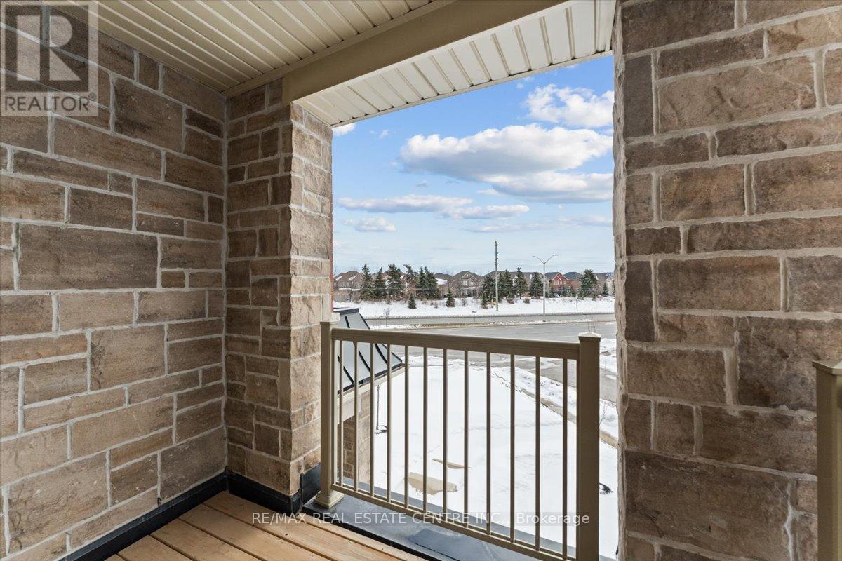 3007 Max Khan Boulevard, Oakville, Ontario  L6H 3P4 - Photo 25 - W12744956