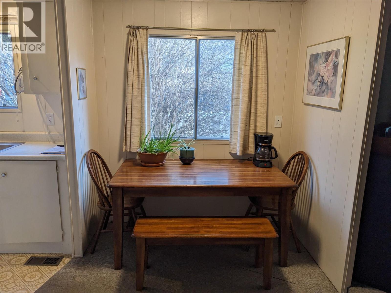 5770 Ponderosa Road Falkland Photo 5