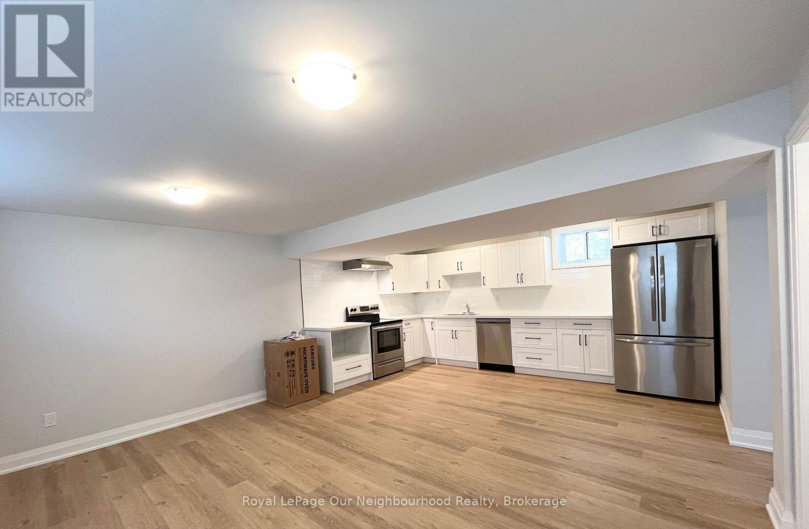 Lower - 26 Oren Boulevard, Barrie (Sunnidale), Ontario  L4N 4M1 - Photo 2 - S12820724