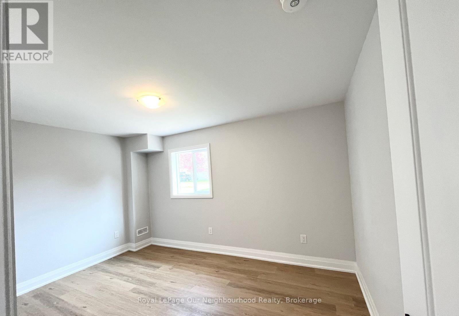 Lower - 26 Oren Boulevard, Barrie (Sunnidale), Ontario  L4N 4M1 - Photo 5 - S12820724