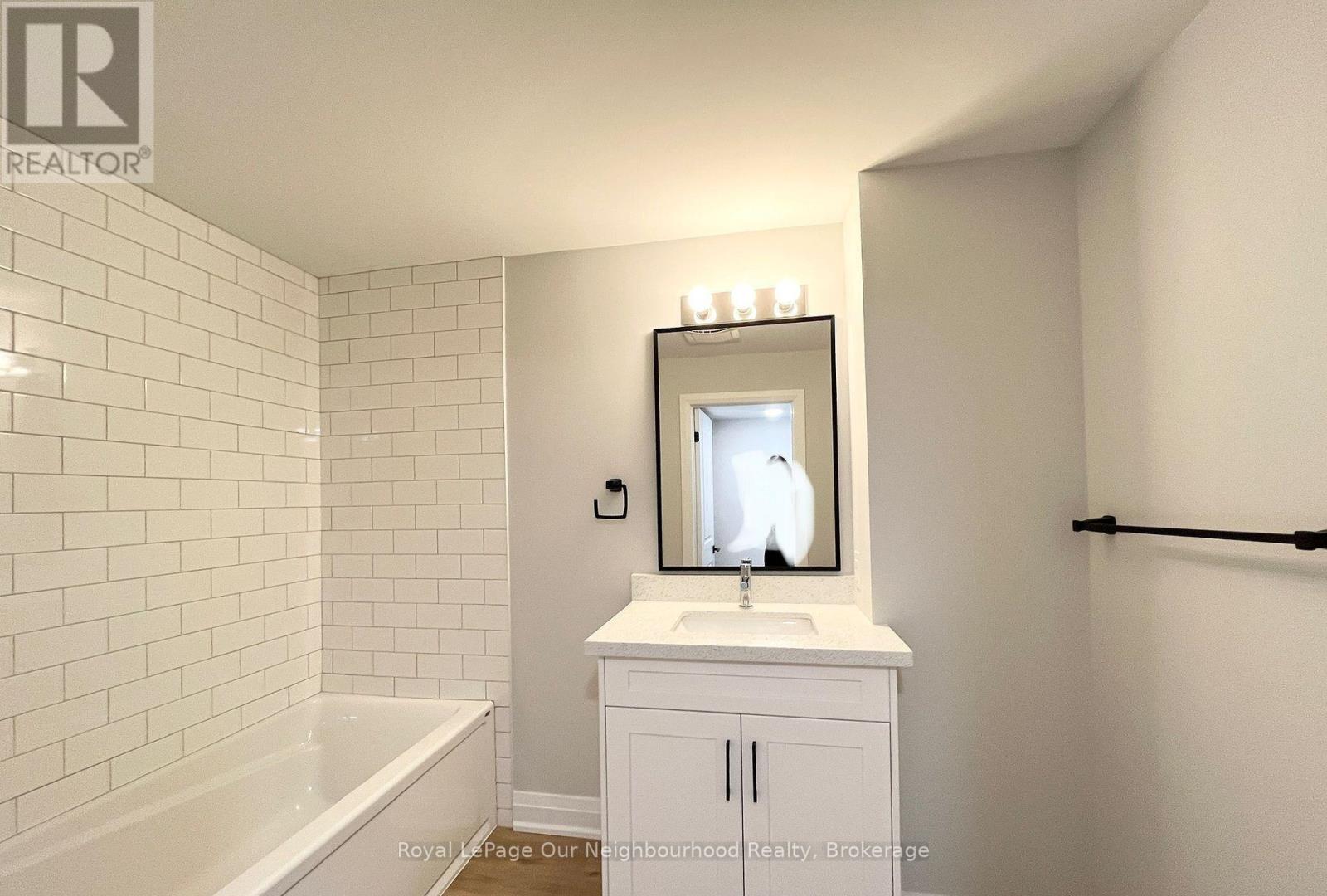 Lower - 26 Oren Boulevard, Barrie (Sunnidale), Ontario  L4N 4M1 - Photo 7 - S12820724