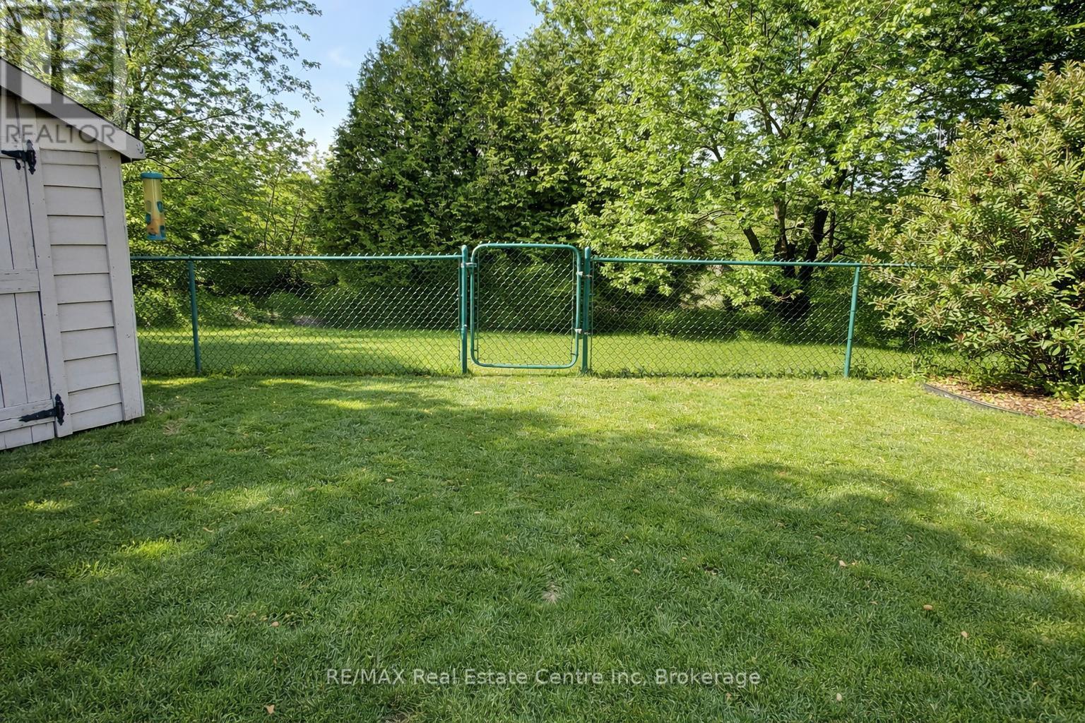 42 Tara Crescent, Kitchener, Ontario  N2E 3K9 - Photo 17 - X12820680