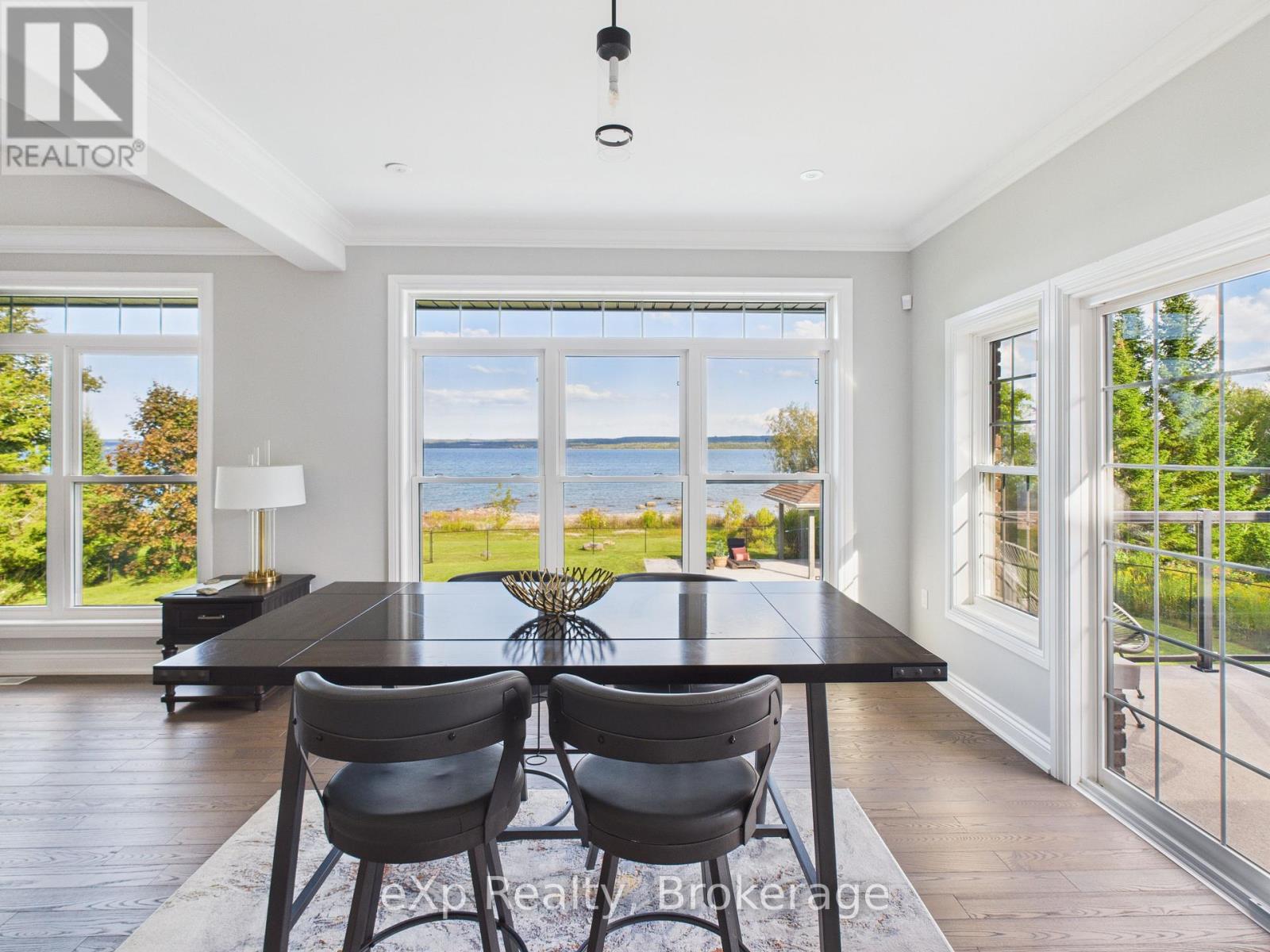 197 Balmy Beach Road, Georgian Bluffs, Ontario  N4K 5N4 - Photo 10 - X12820684