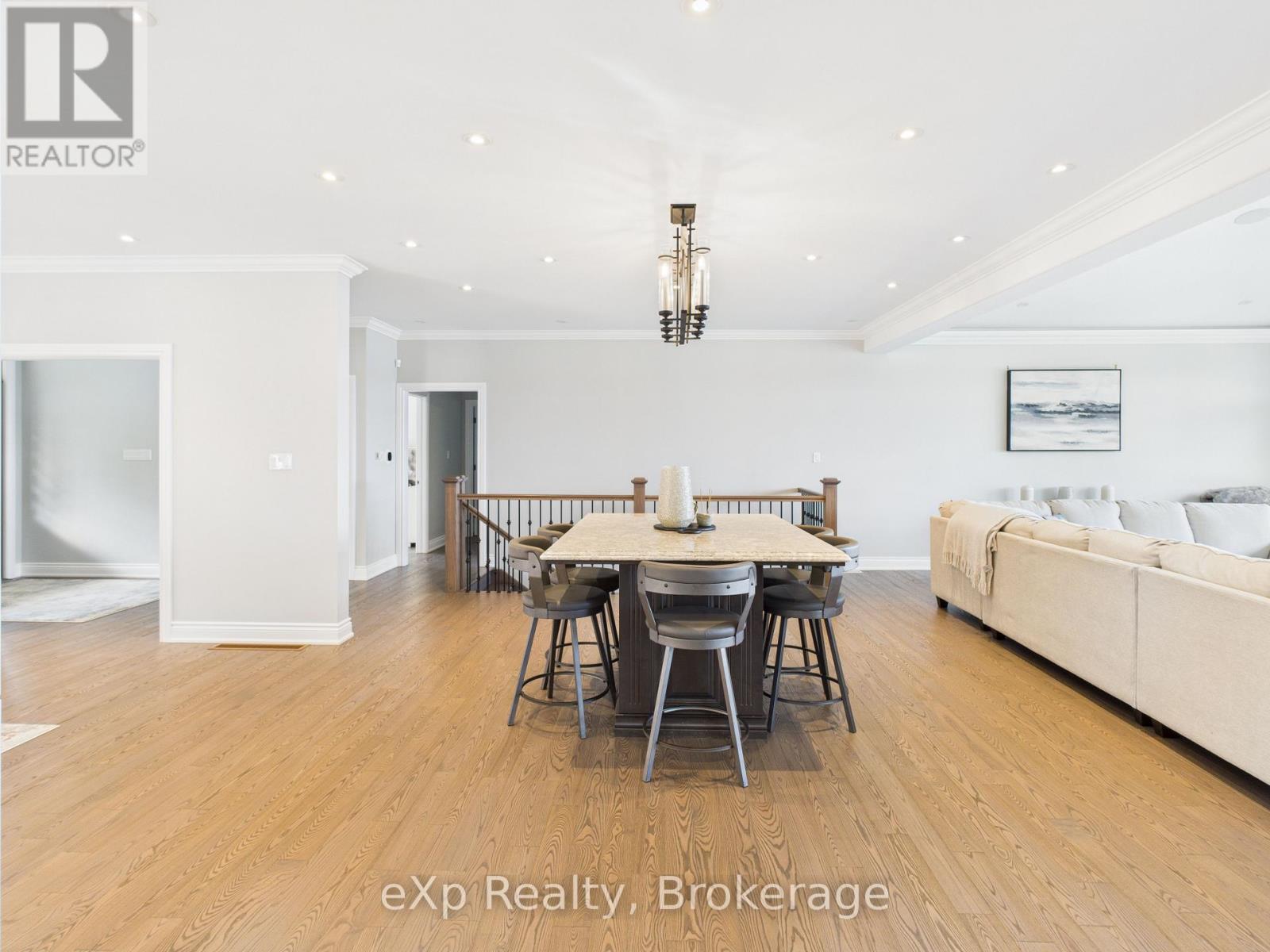 197 Balmy Beach Road, Georgian Bluffs, Ontario  N4K 5N4 - Photo 16 - X12820684