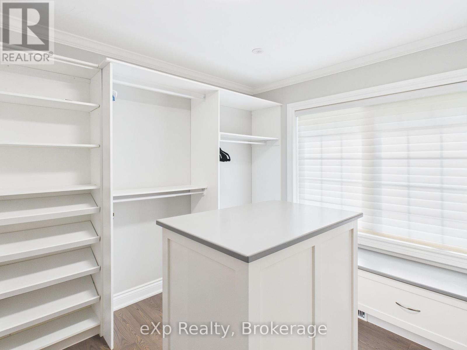 197 Balmy Beach Road, Georgian Bluffs, Ontario  N4K 5N4 - Photo 21 - X12820684