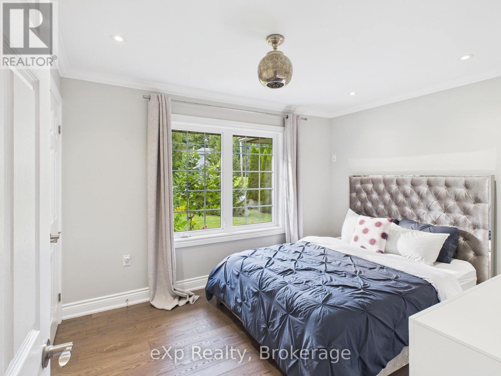 197 Balmy Beach Road, Georgian Bluffs, Ontario  N4K 5N4 - Photo 23 - X12820684