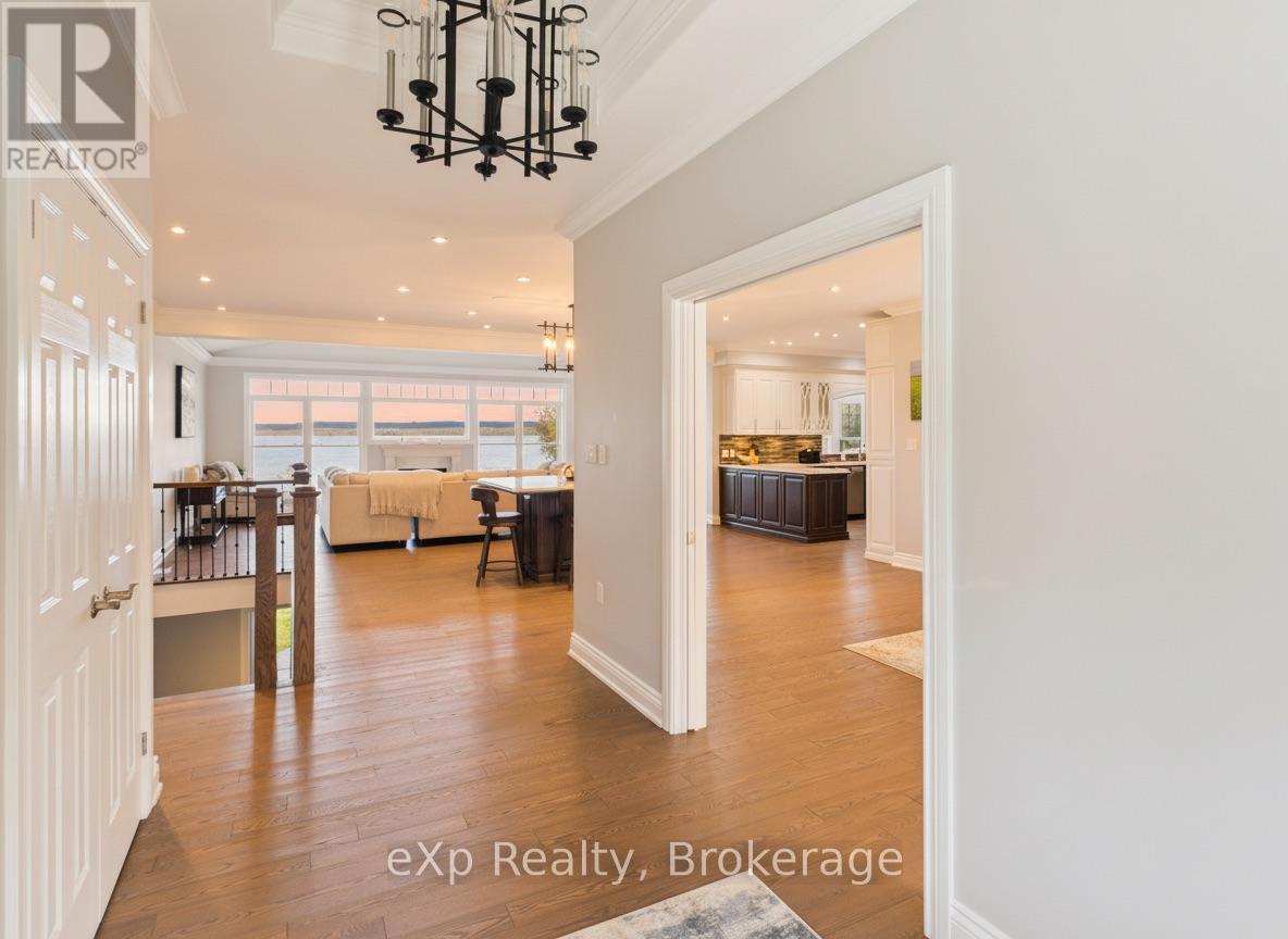 197 Balmy Beach Road, Georgian Bluffs, Ontario  N4K 5N4 - Photo 3 - X12820684