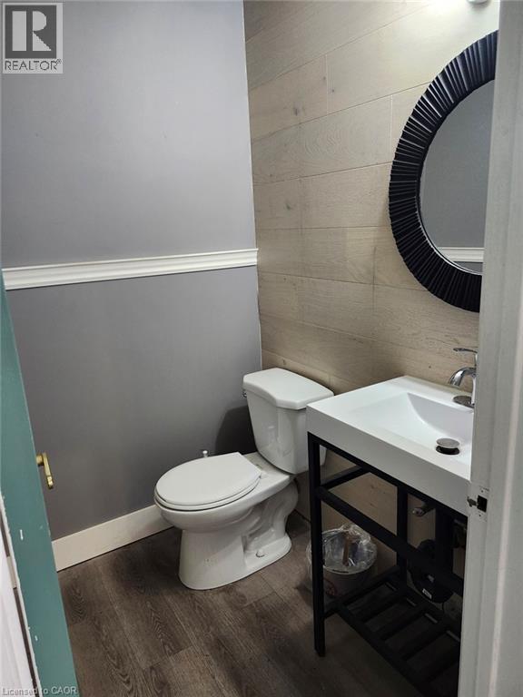 1 Hiscott Street, St. Catharines, Ontario  L2R 1E1 - Photo 4 - 40789155