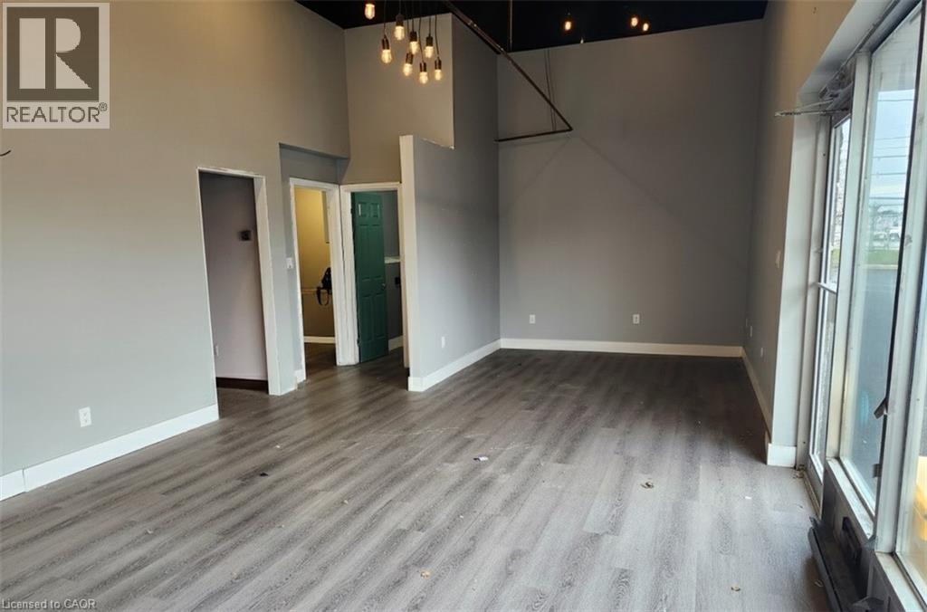 1 Hiscott Street, St. Catharines, Ontario  L2R 1E1 - Photo 3 - 40789155