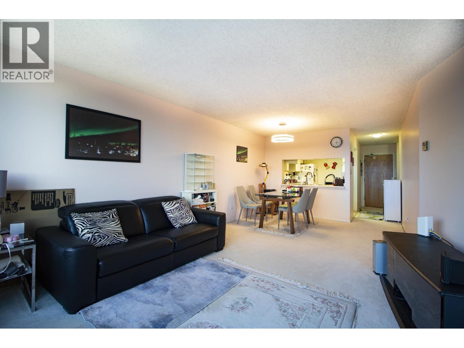 705 6055 Nelson Avenue, Burnaby, British Columbia  V5H 4L4 - Photo 5 - R3092995