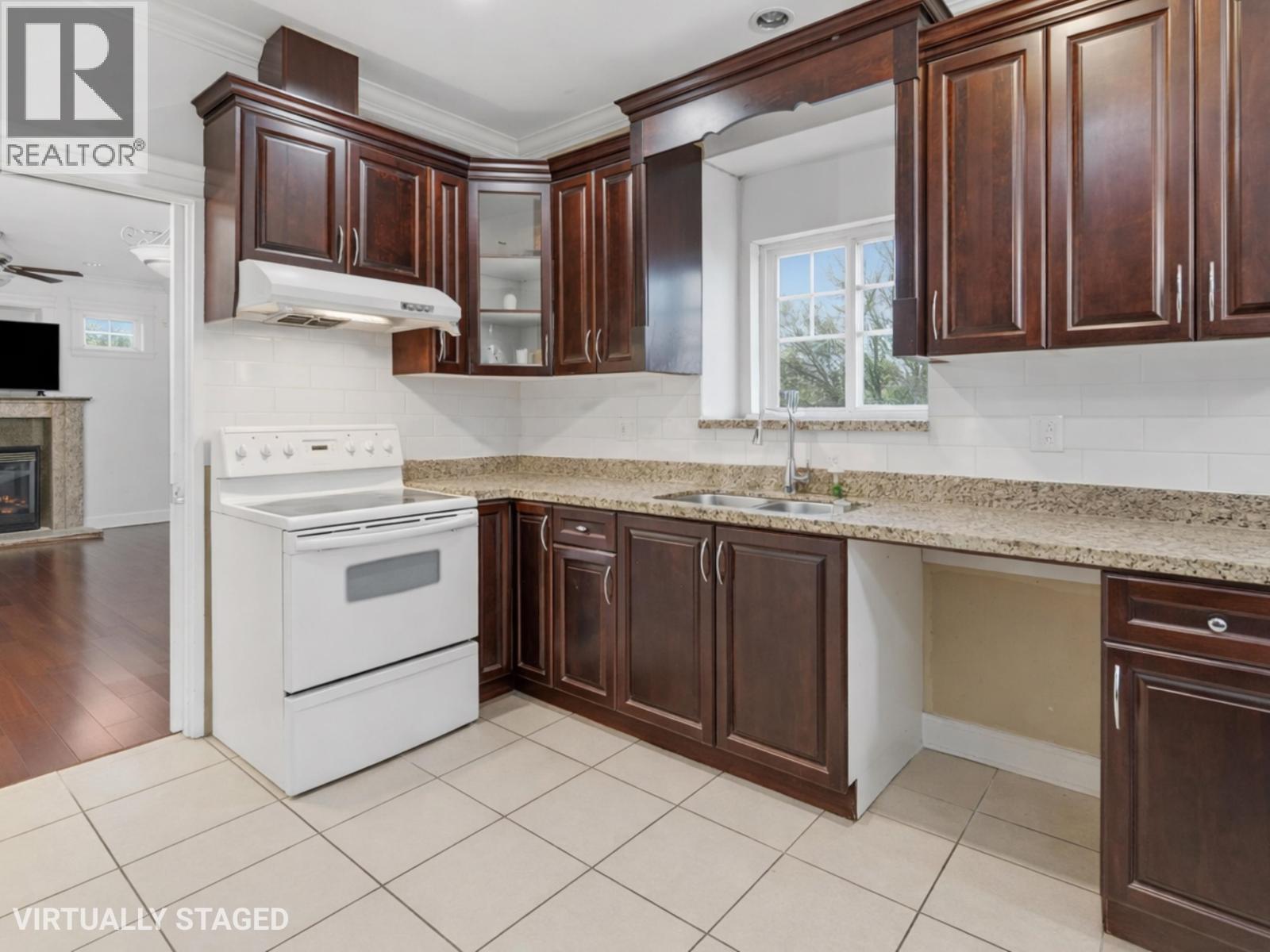 1389 E 54th Avenue, Vancouver, British Columbia  V5X 1M3 - Photo 4 - R3093574