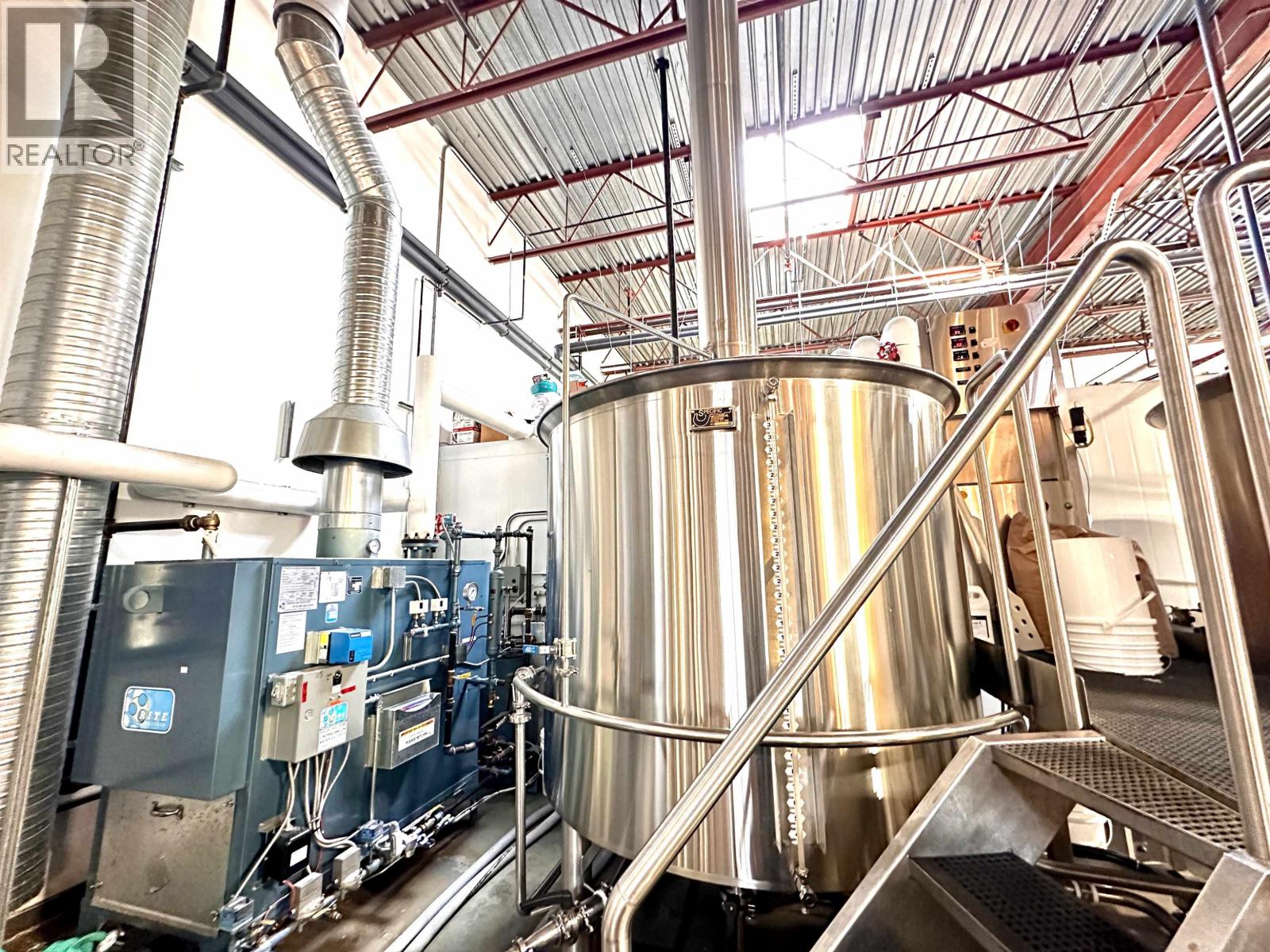 402 1485 Coast Meridian Road, Port Coquitlam, British Columbia  V3C 5P1 - Photo 3 - C8076131