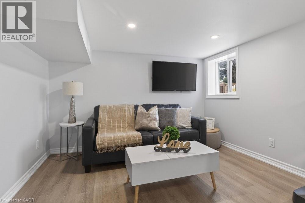 258 Sanatorium Road, Hamilton, Ontario  L9C 1Z9 - Photo 34 - 40807645