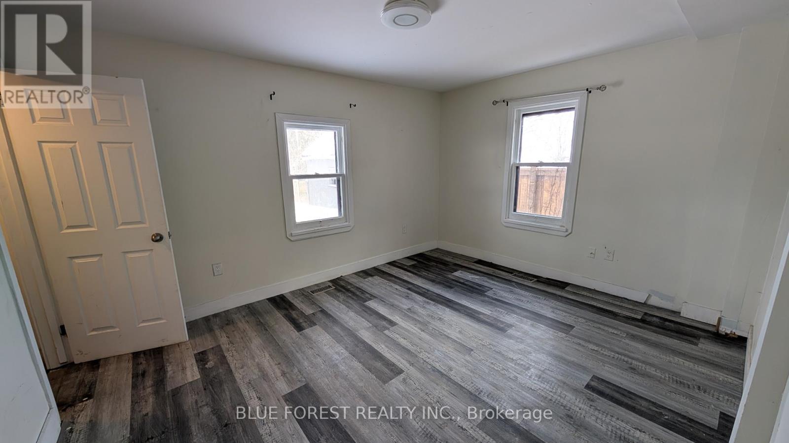 26 Nolan Street, St. Thomas, Ontario  N5P 1X2 - Photo 7 - X12820536