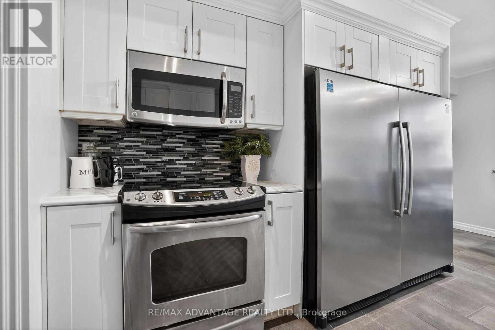 359 Everglade Crescent, London North, Ontario  N6H 4M8 - Photo 17 - X12820606