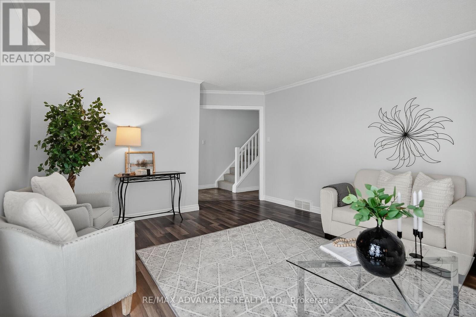 359 Everglade Crescent, London North, Ontario  N6H 4M8 - Photo 8 - X12820606