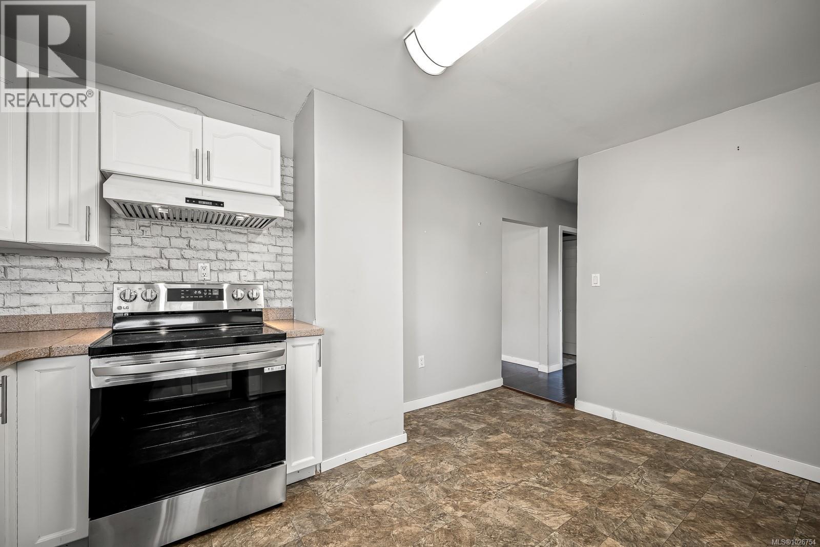 754 7th Ave, Campbell River, British Columbia  V9W 4A4 - Photo 17 - 1026754