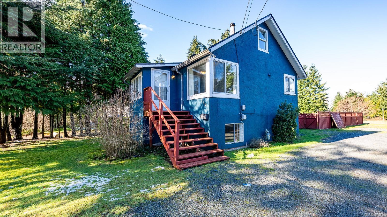 754 7th Ave, Campbell River, British Columbia  V9W 4A4 - Photo 2 - 1026754