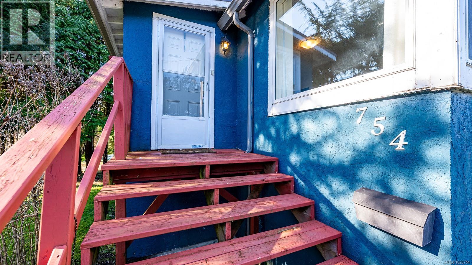 754 7th Ave, Campbell River, British Columbia  V9W 4A4 - Photo 47 - 1026754